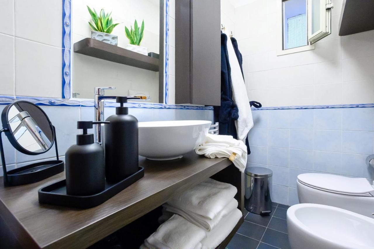 Nipare Suite - Dimore Partenopee Napoli Exterior foto